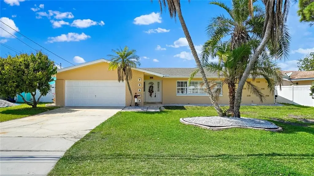 1872 Indian Rocks Road S Largo FL 33774