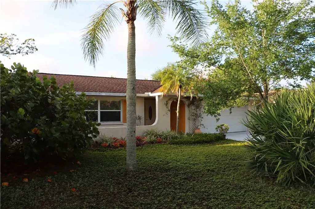 372 Lantana Avenue Sarasota FL 34243