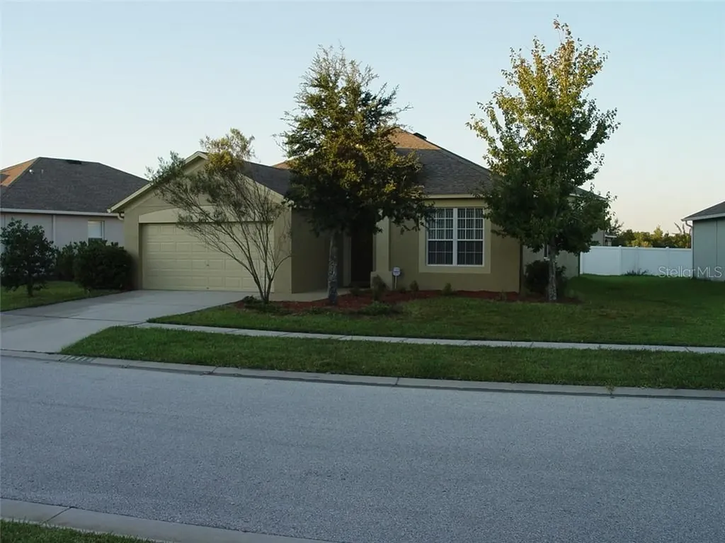 9415 Black Thorn Loop Land O Lakes FL 34638