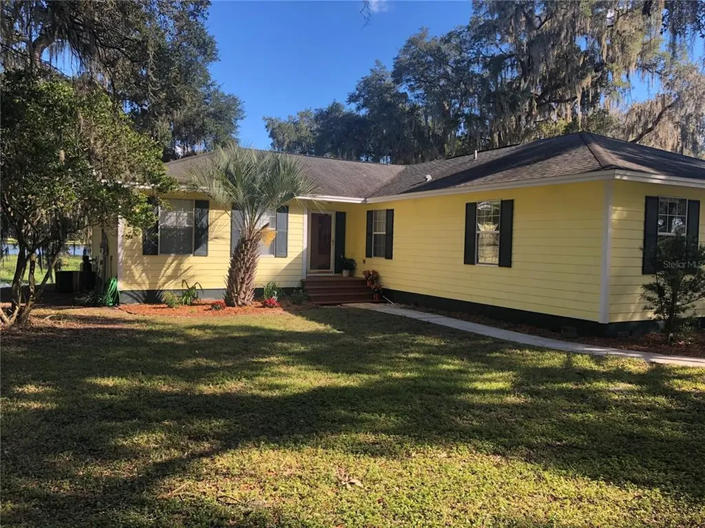 14050 Old Mission Road Dade City FL 33525