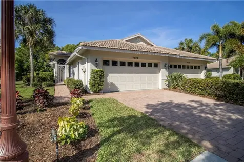 4504 Corso Venetia Boulevard Venice FL 34293