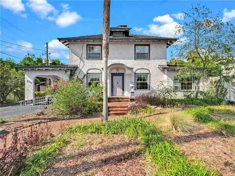 339 E New York Avenue Deland FL 32724
