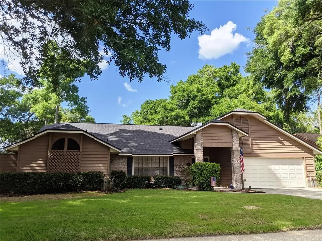2333 Sweetwater Cc Place Drive Apopka FL 32712