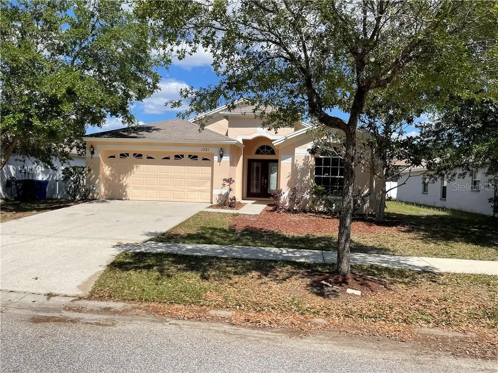 1221 Barclay Wood Drive Ruskin FL 33570