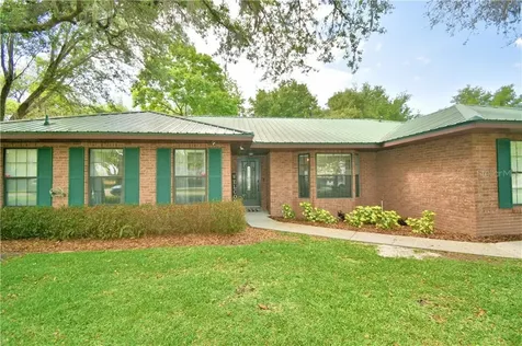 1066 Country Lake Circle Lake Wales FL 33898