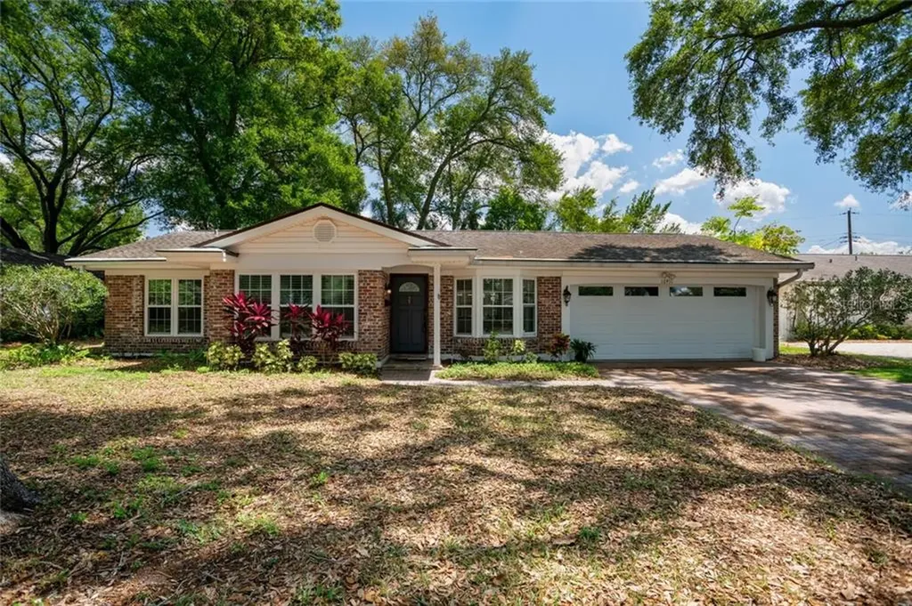 10911 Orange Grove Drive Tampa FL 33618