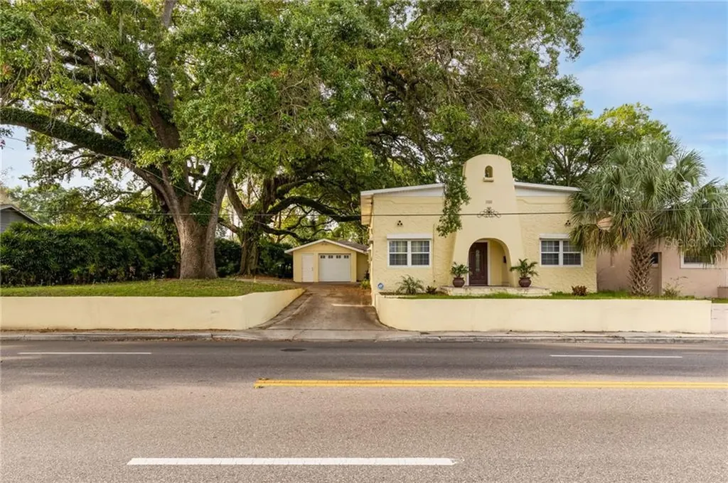300 W Sligh Avenue Tampa FL 33604