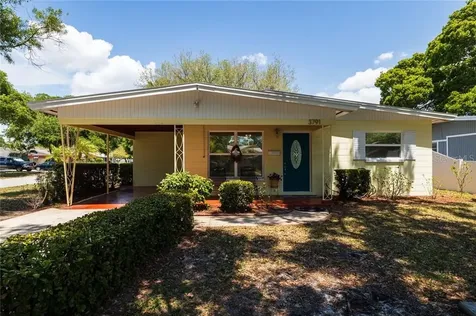 3791 32nd Avenue N St Petersburg FL 33713