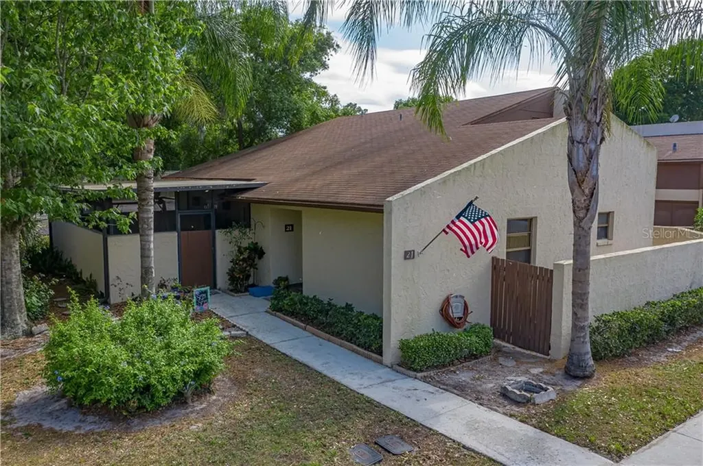 1880 N Crystal Lake Drive Lakeland FL 33801