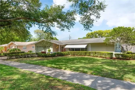 1862 Lakeview Road Clearwater FL 33764
