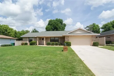 942 Vicksburg Street Deltona FL 32725