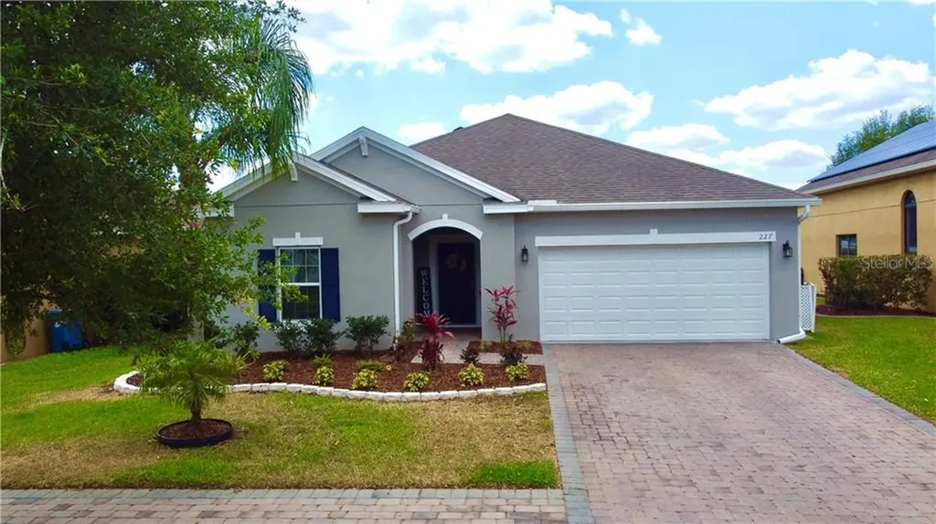 227 Lake Davenport Circle Davenport FL 33837