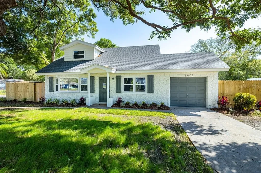 8402 Hollyhock Avenue Seminole FL 33777