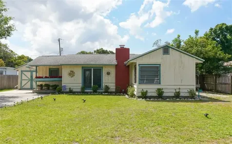 2336 Pelican Drive Sarasota FL 34237