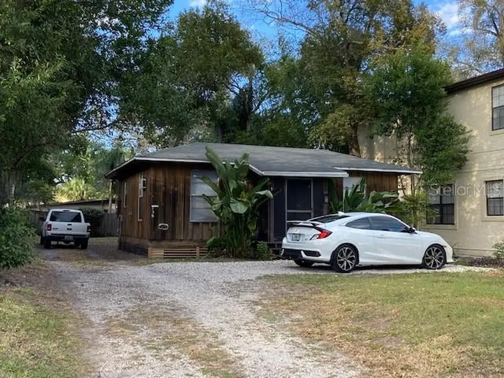 135 E Muriel Street Orlando FL 32806
