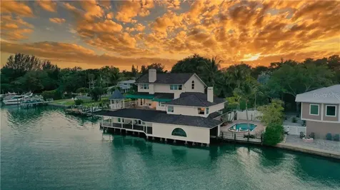 4027 Roberts Point Road Sarasota FL 34242