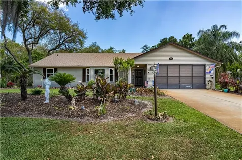 35108 Riverside Court Leesburg FL 34788