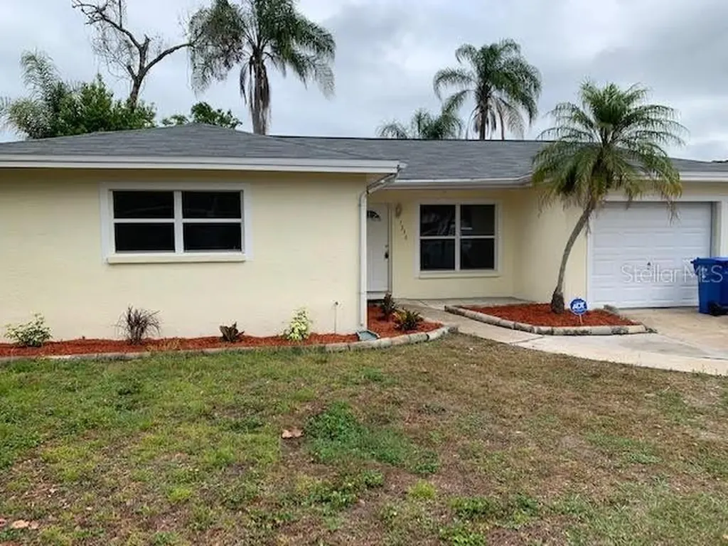 7336 Filbert Lane Tampa FL 33637