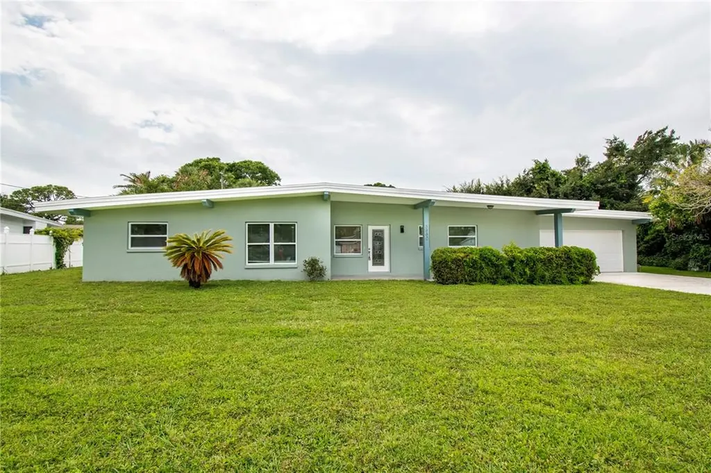 3880 50th Avenue S St Petersburg FL 33711