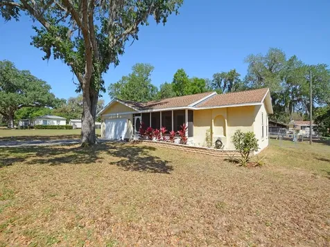 310 E Palmetto Street Davenport FL 33837