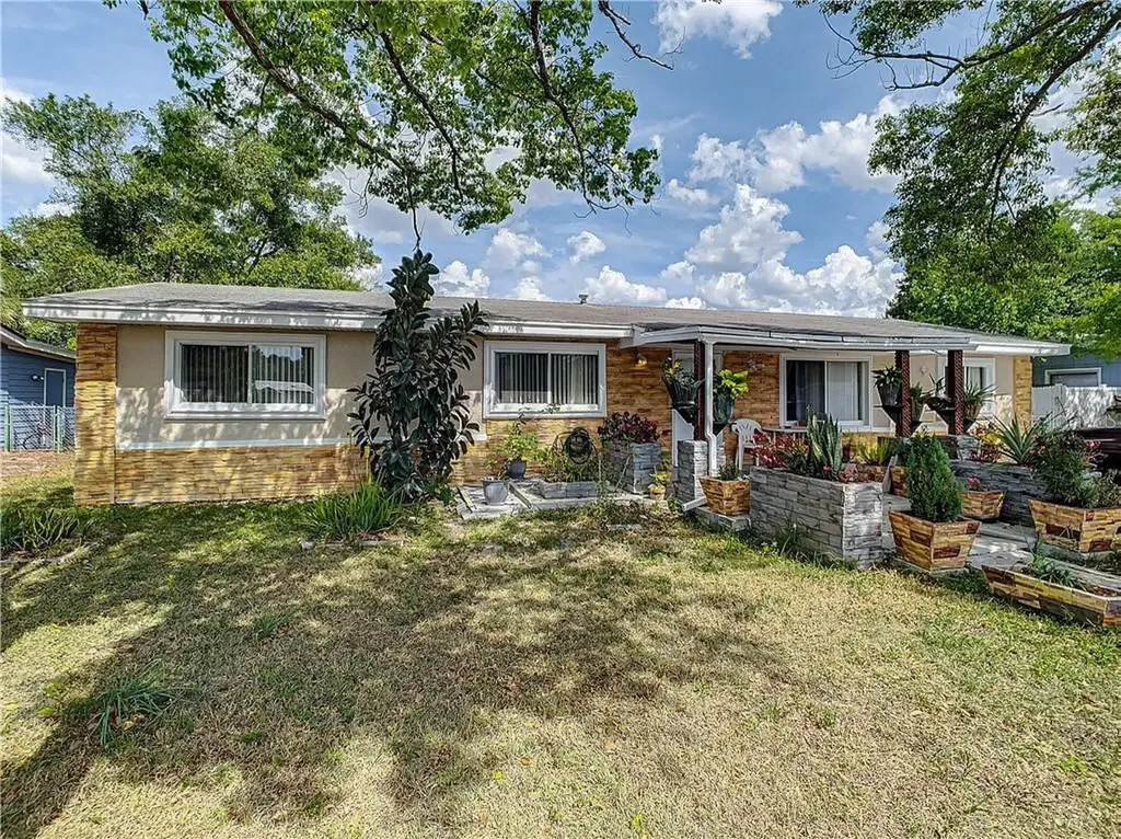 2441 Hope Avenue Deltona FL 32738