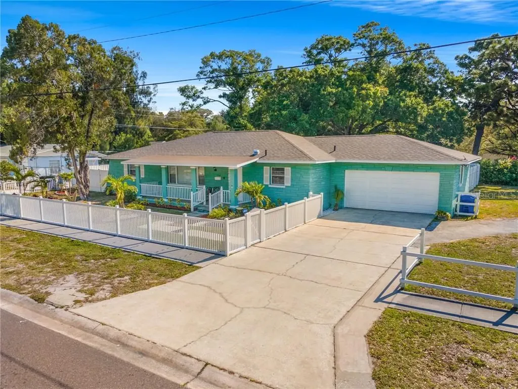 1360 43rd Street S St Petersburg FL 33711
