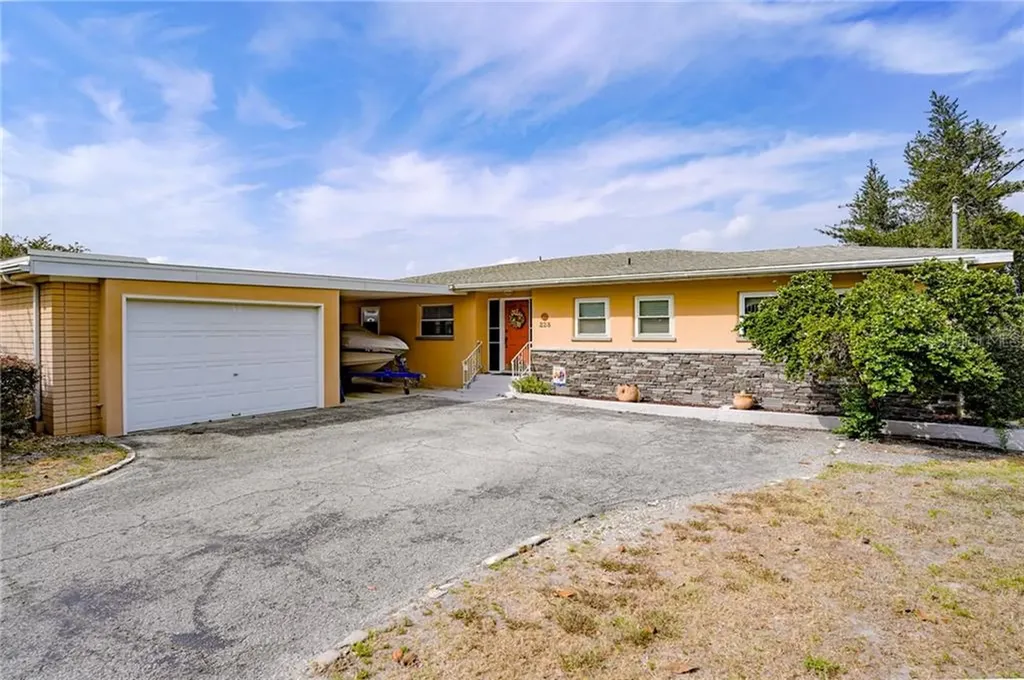 228 W Lake Ina Drive Winter Haven FL 33884