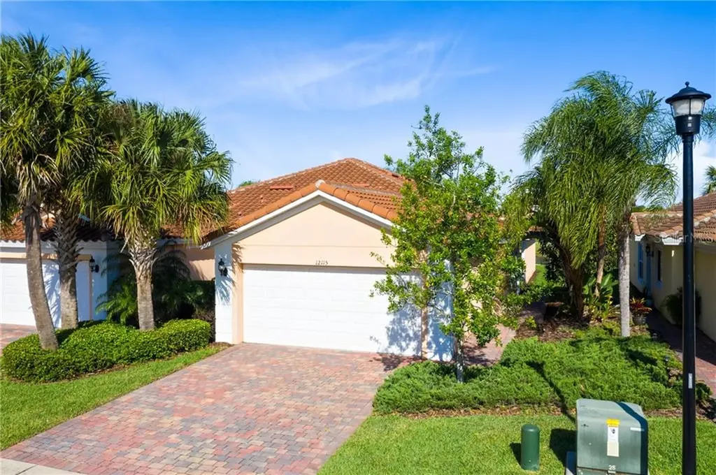 12115 Tripletail Lane Orlando FL 32827