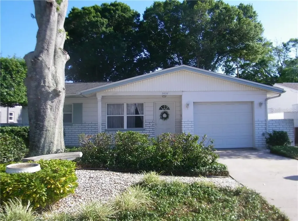 5626 20th Avenue N St Petersburg FL 33710