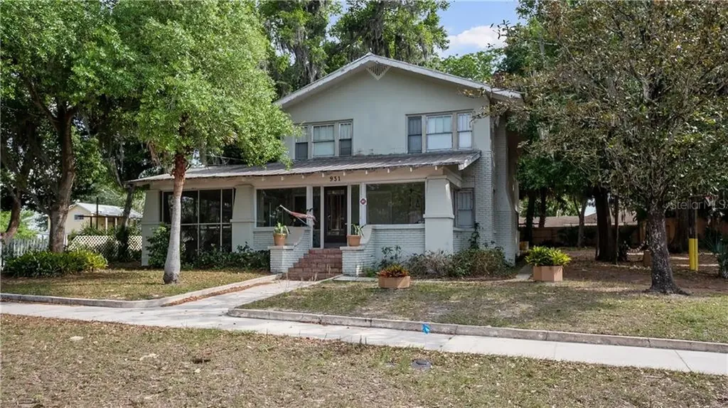 931 W Montrose Street Clermont FL 34711