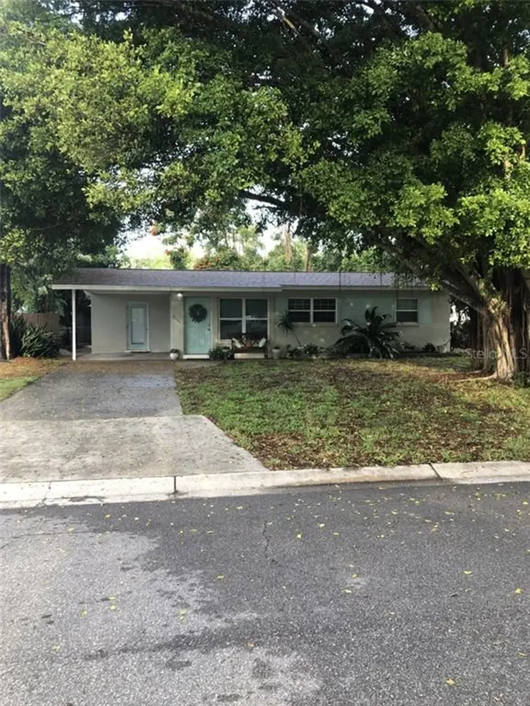 4204 35th Street W Bradenton FL 34205