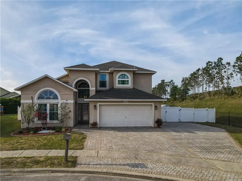 2827 Playing Otter Court Kissimmee FL 34747