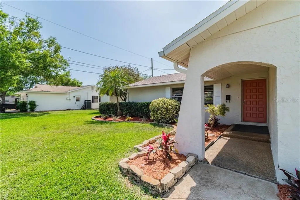 2150 54th Street N St Petersburg FL 33710