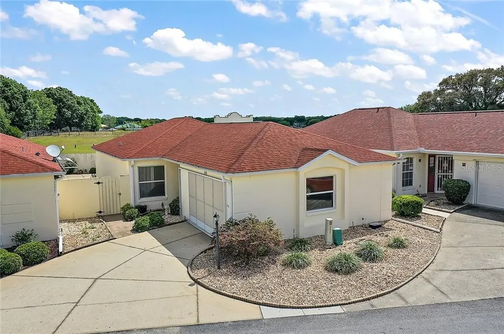 519 Alameda Avenue Lady Lake FL 32159