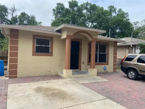 4604 N Troy Street Tampa FL 33610