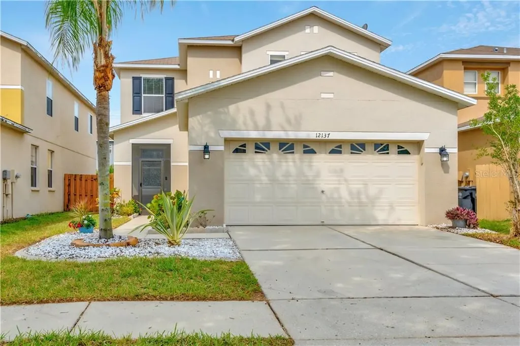 12137 Fox Bloom Avenue Gibsonton FL 33534
