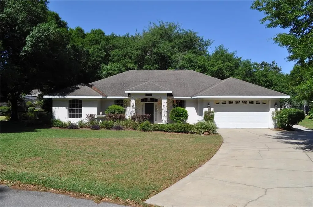 33645 Tarlton Drive Leesburg FL 34788
