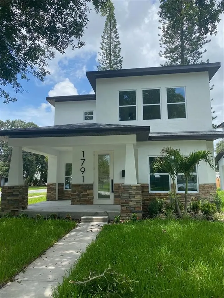 1791 40th Avenue N St Petersburg FL 33714