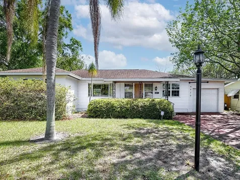 4920 20th Avenue N St Petersburg FL 33710