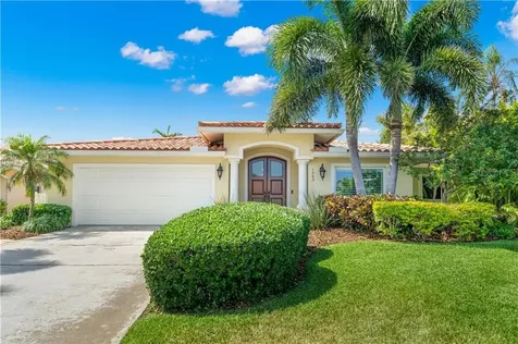 1963 Michigan Avenue NE St Petersburg FL 33703
