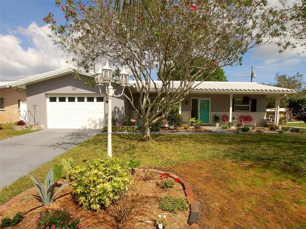 2301 Tudor Lane Clearwater FL 33763