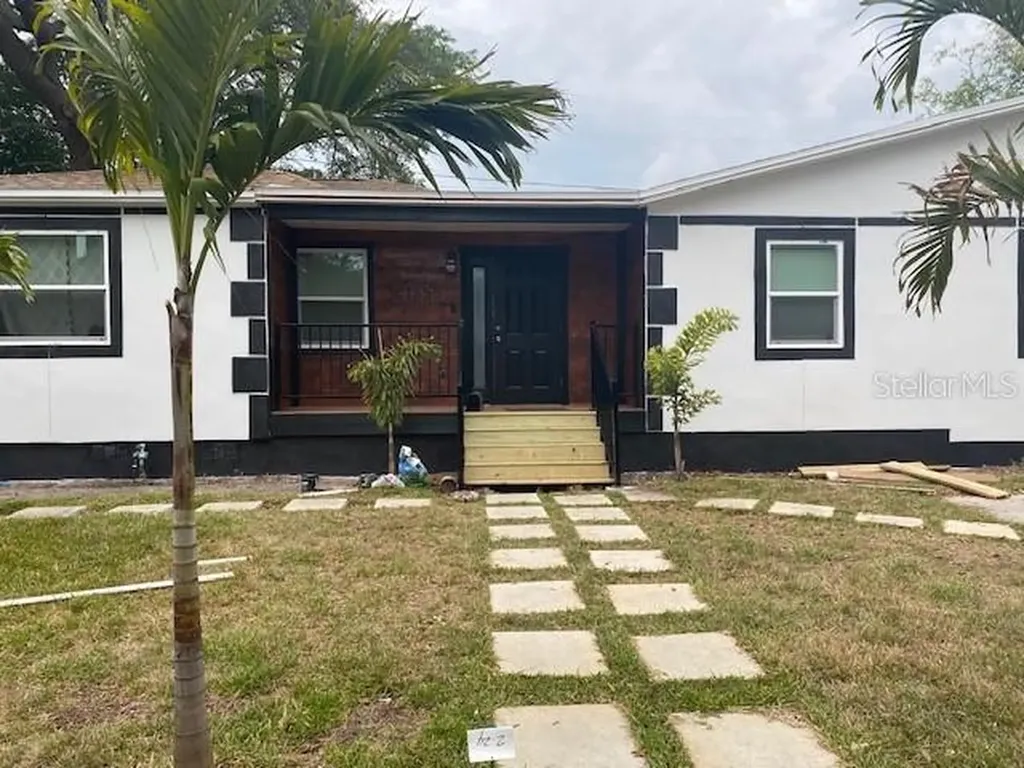 1455 15th Street S St Petersburg FL 33705