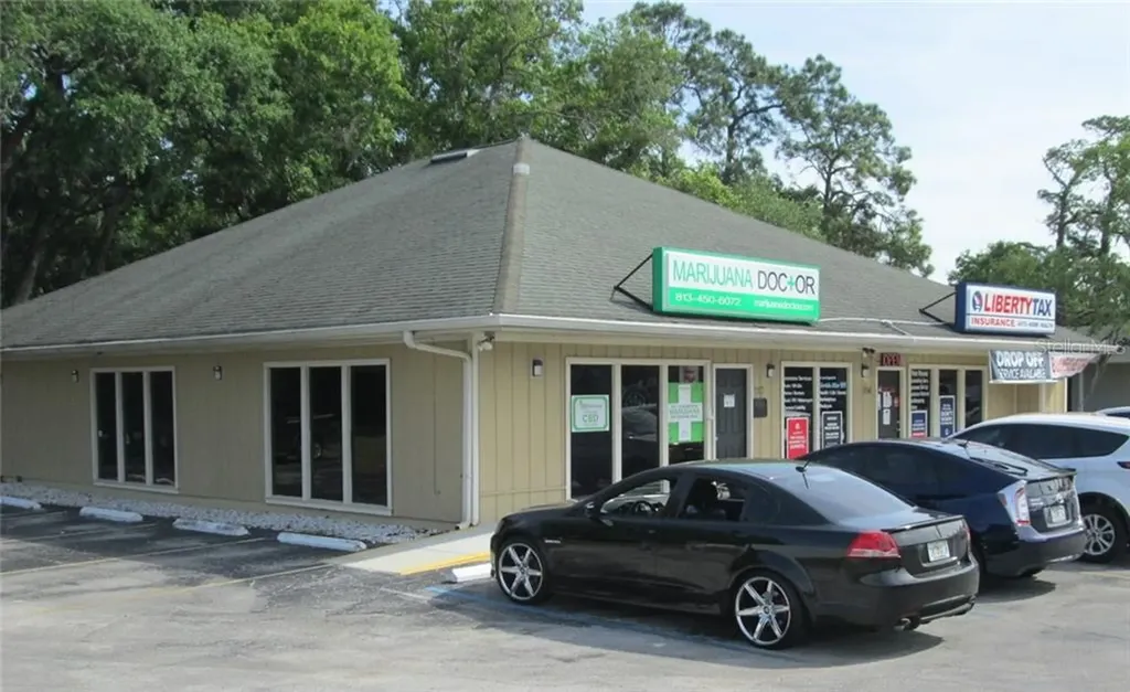 114 W Bloomingdale Avenue Brandon FL 33511