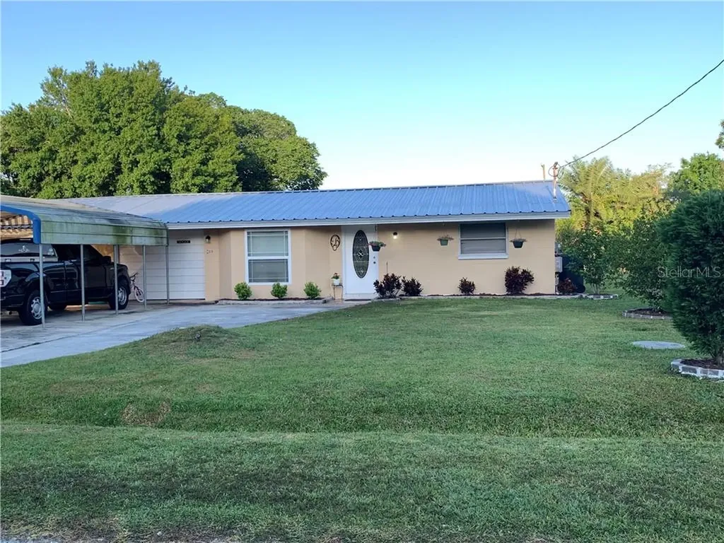 405 11th Street SW Ruskin FL 33570