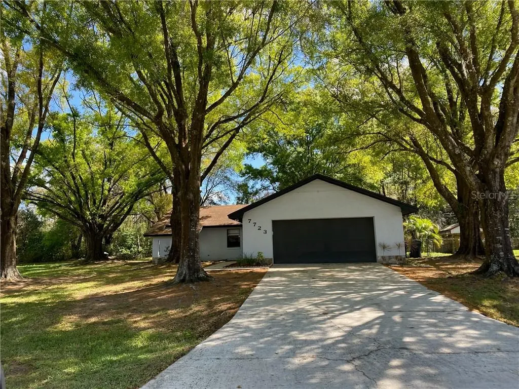 7723 Mather Road N Lakeland FL 33810