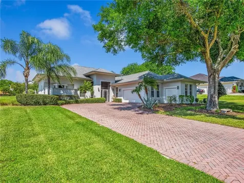 39145 Treeline Drive Lady Lake FL 32159