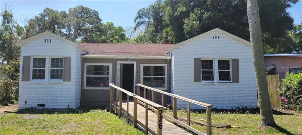 726 19th Avenue S St Petersburg FL 33705