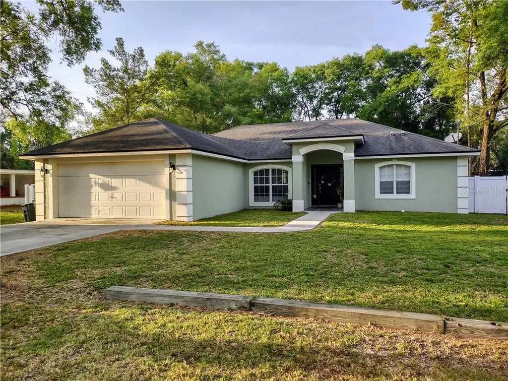 531 Harrison Avenue Orange City FL 32763