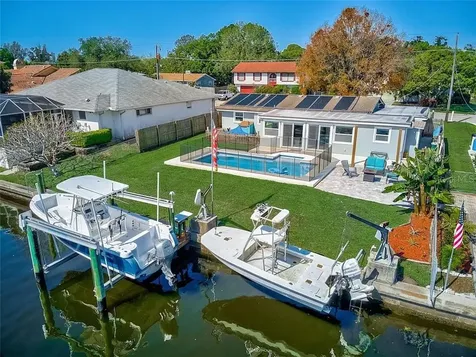 716 Ixora Avenue Ellenton FL 34222