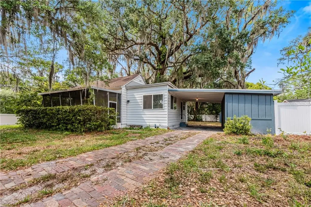9725 Adalyn Avenue Orlando FL 32817